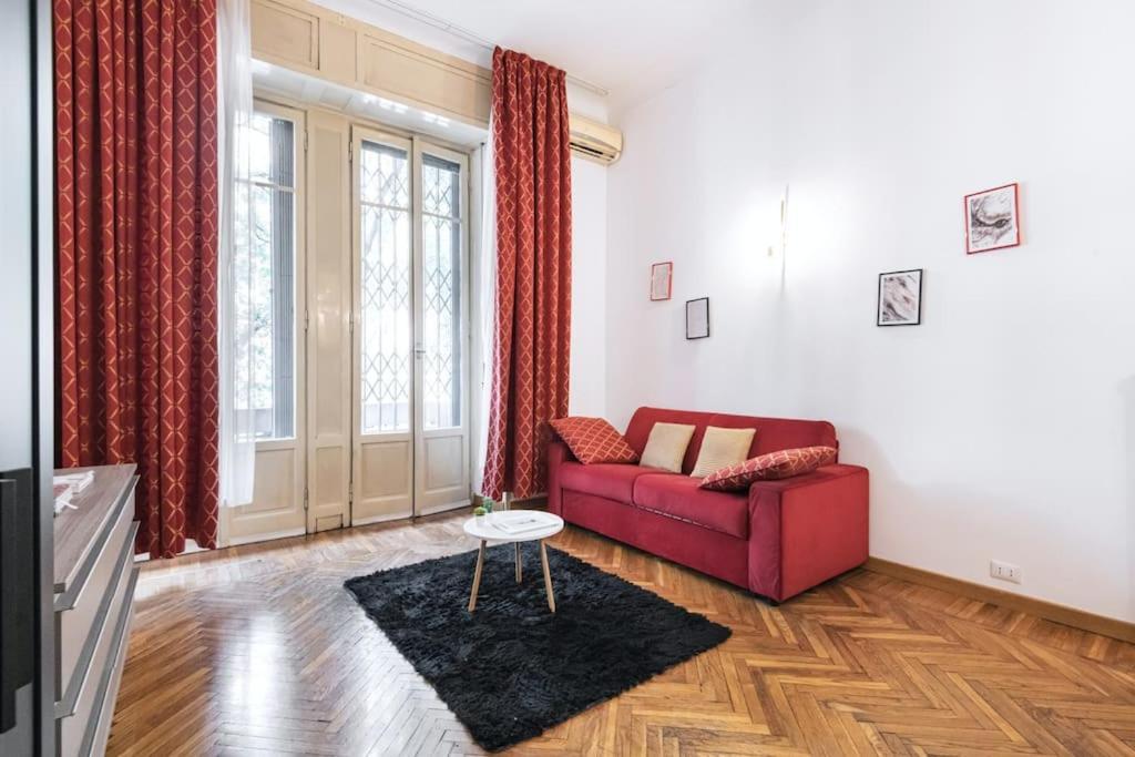 Apartment Easylife - Elegant Flat In Pta Venezia Mailand